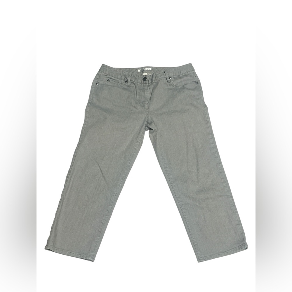 Kenneth Cole New York Women's Straight Leg Gray‎ Capri Jeans